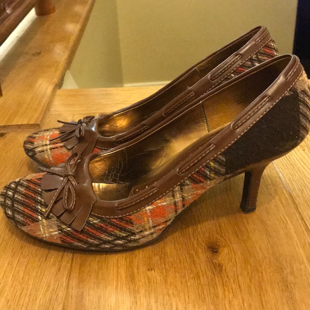Plaid Pumps (brown and orange)